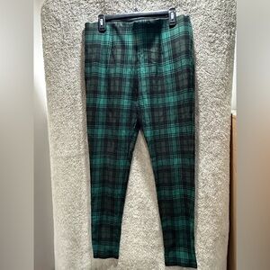 Green Plaid Slim factor Leggings